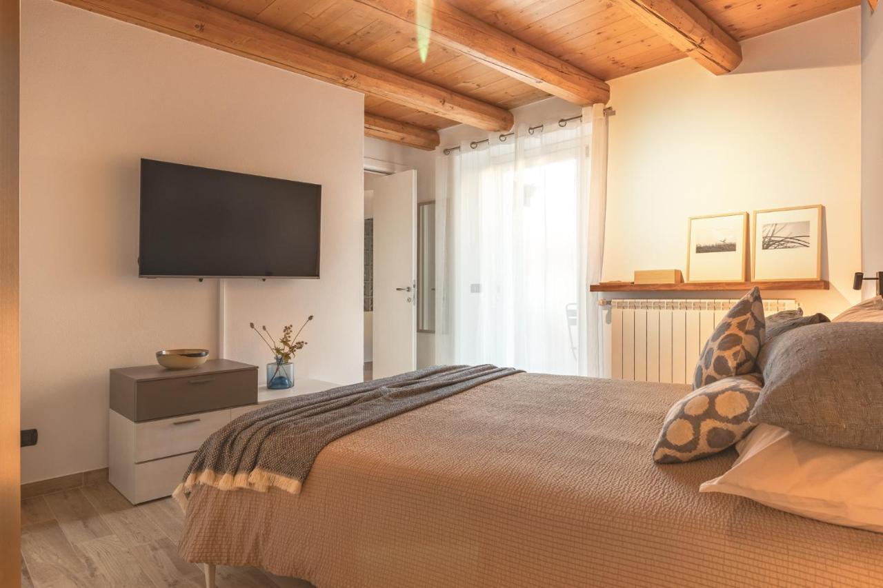 Casa Del Borgo "Aria & Acqua" Sul Lago Maggiore Maccagno Luaran gambar